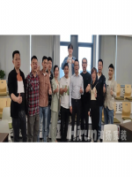 產(chǎn)品有絕對(duì)實(shí)力，讓我面對(duì)客戶有足夠自信！ | 鴻揚(yáng)家裝優(yōu)秀家裝顧問(wèn)楊博凡的故事