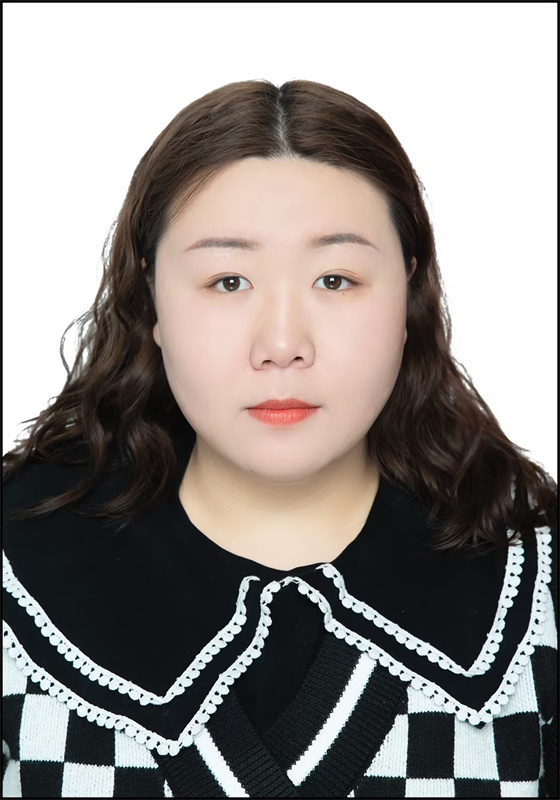 鄭國(guó)萍