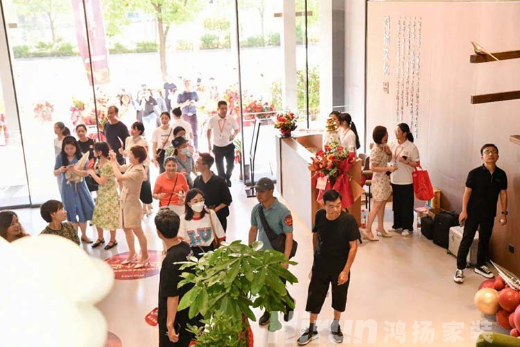 典范辟新，美好湖湘丨鴻揚家裝寧鄉(xiāng)定制旗艦店盛大開業(yè)
