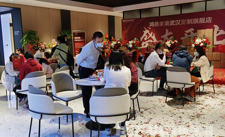 雙城齊綻！鴻揚(yáng)家裝武漢、婁底定制旗艦店全新升級(jí)