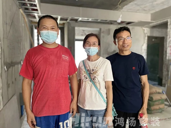 鴻揚(yáng)家裝逆勢增長憑什么？憑“穿了八年的工作服”